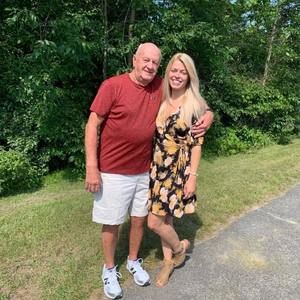 Meet your Posher, Courtney